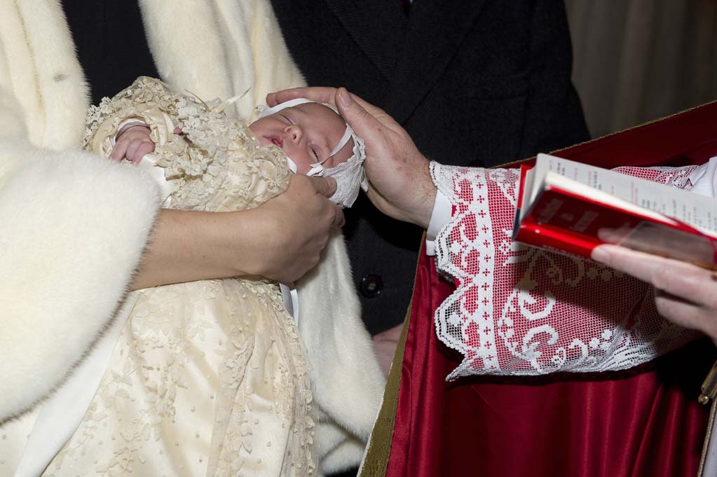 La princesse Antoinette baptisée.