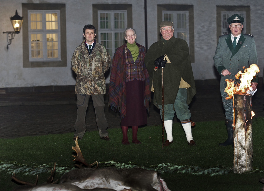 Le duc de Vendôme lors d'une chasse donnée par la reine Margrethe II de Danemark.