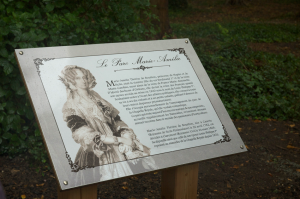 Plaque commémorative à la reine Marie-Amélie.