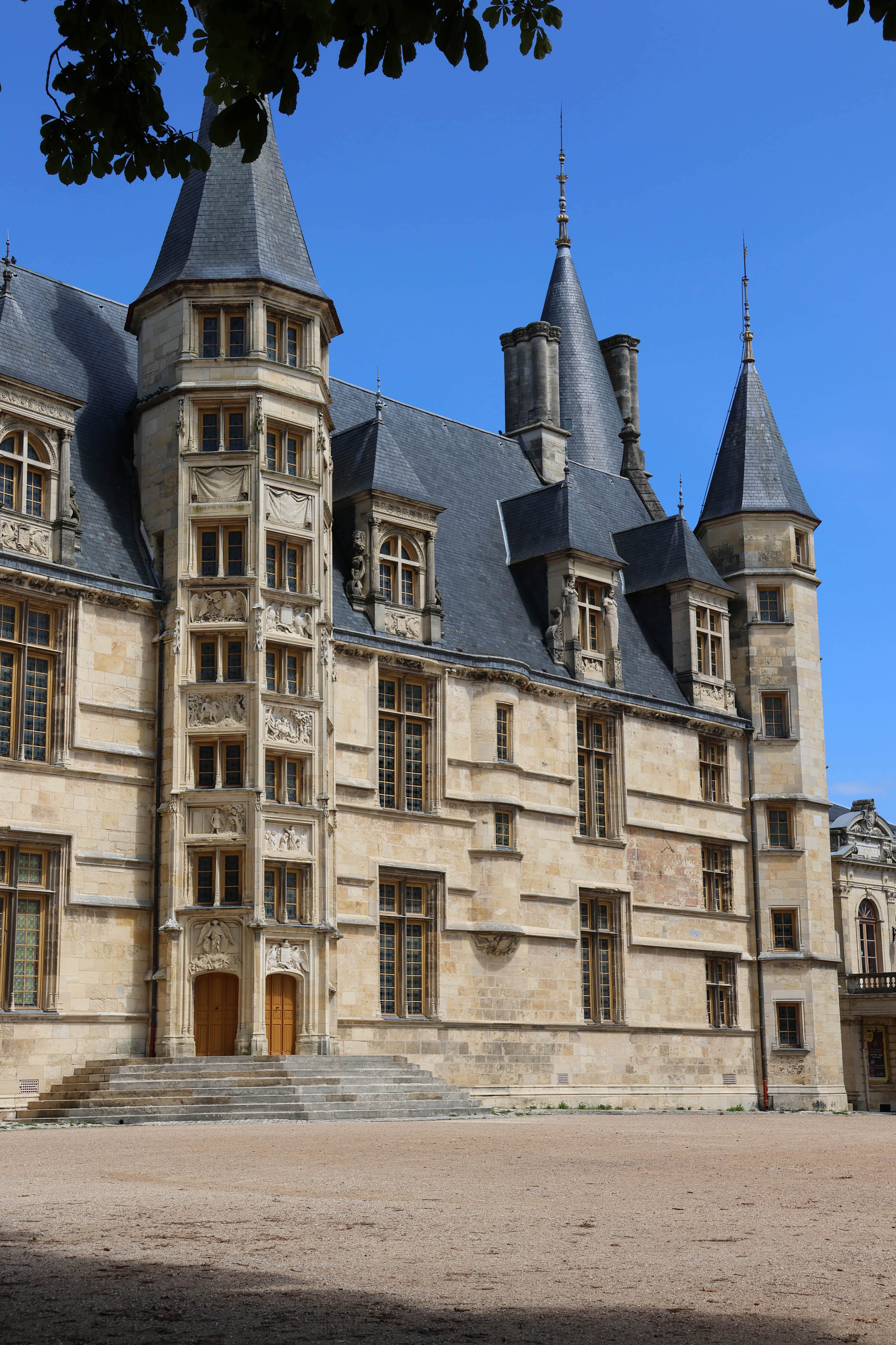 Palais Ducal, Nevers