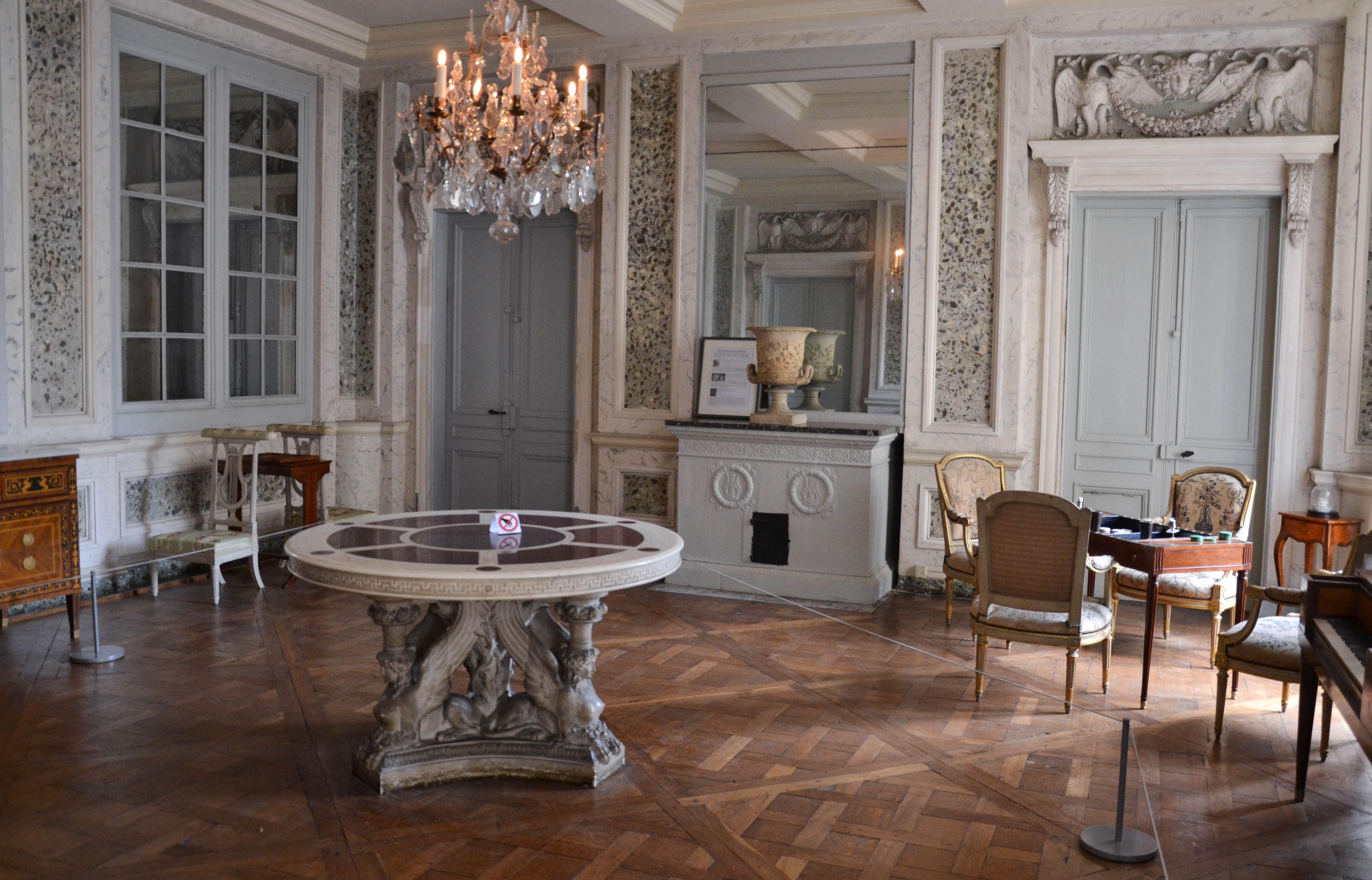 Salle de stuc, château de Maisons