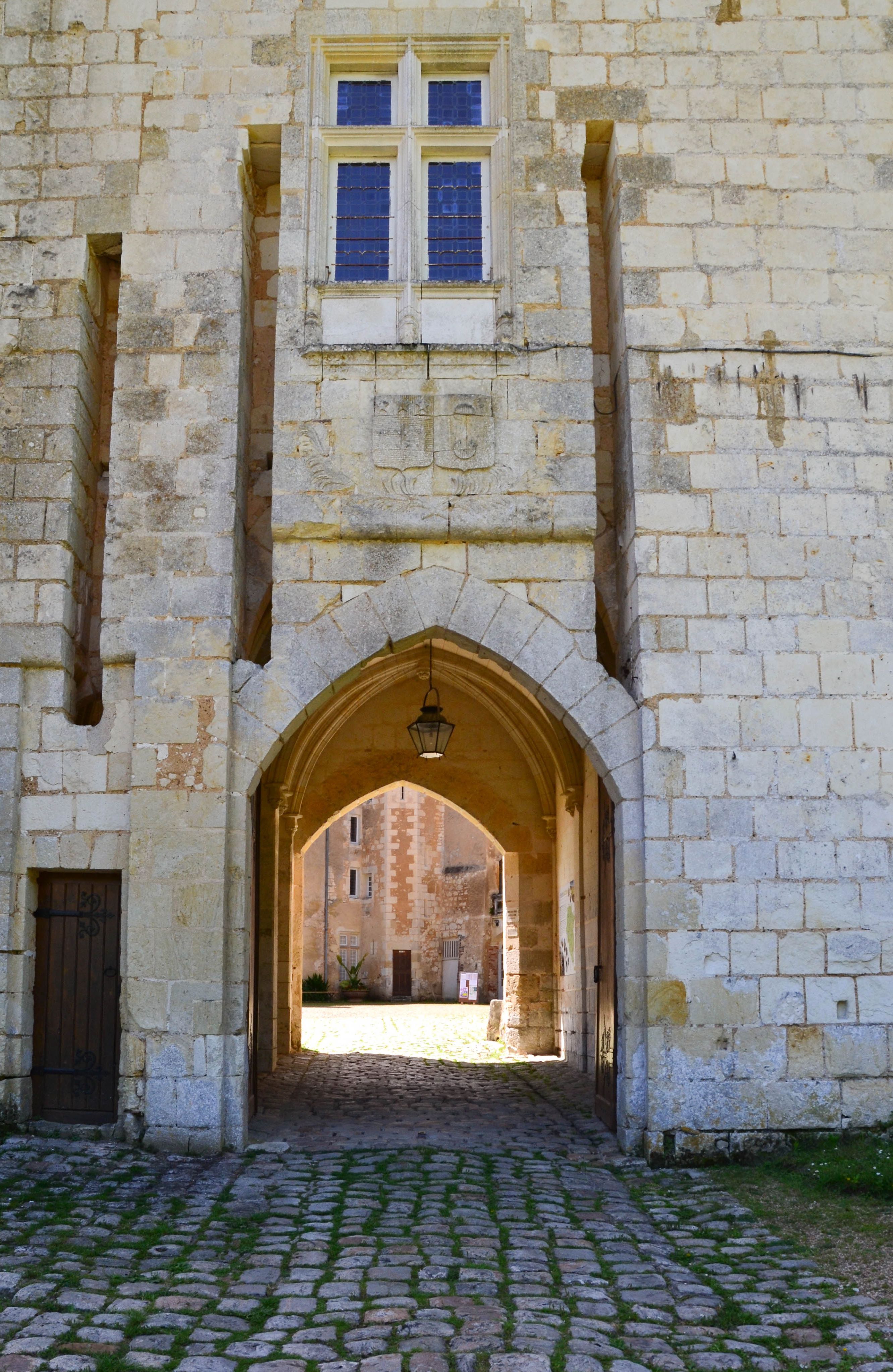 Portail d’entrée, domaine de Courtanvaux