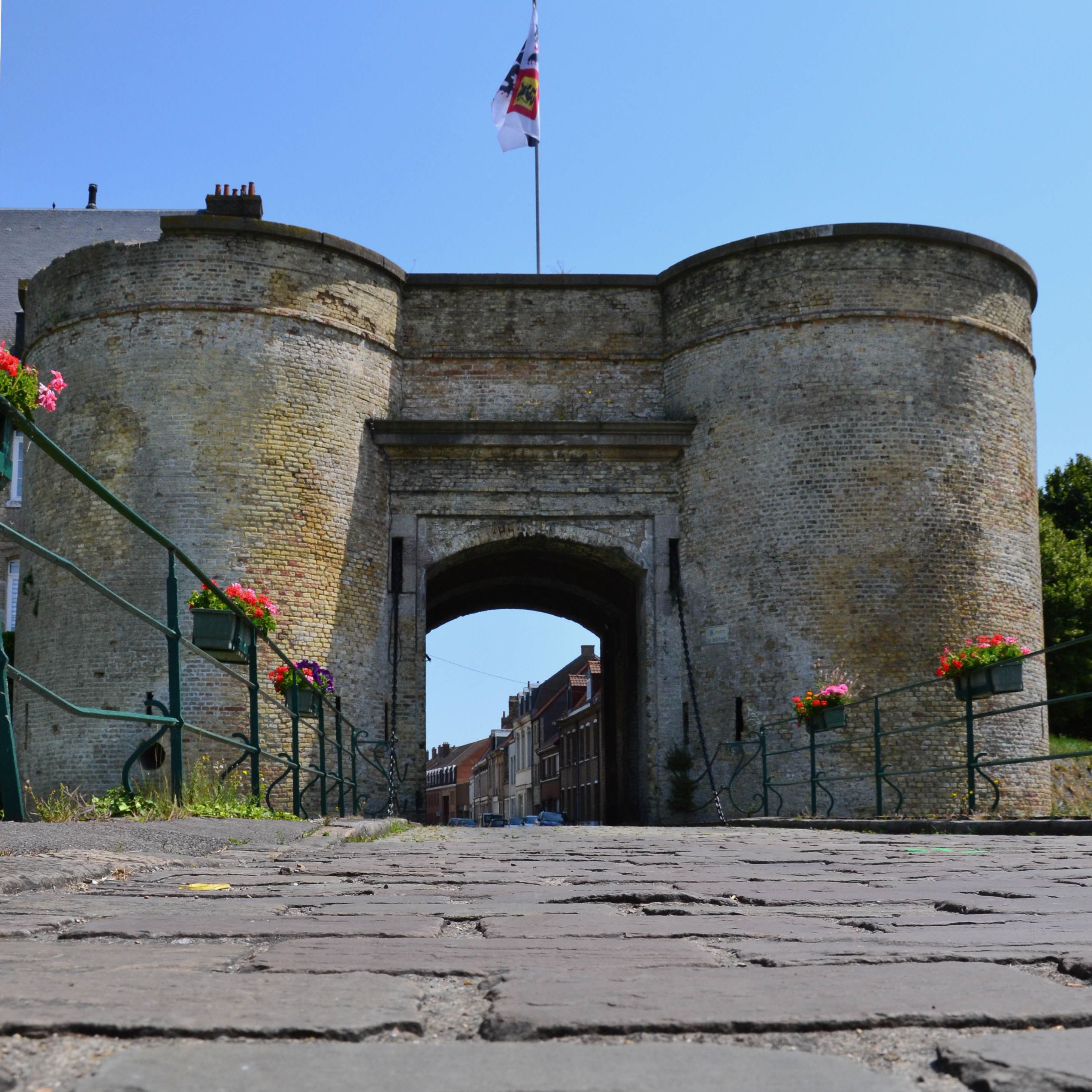 Porte de Bierne, Bergues