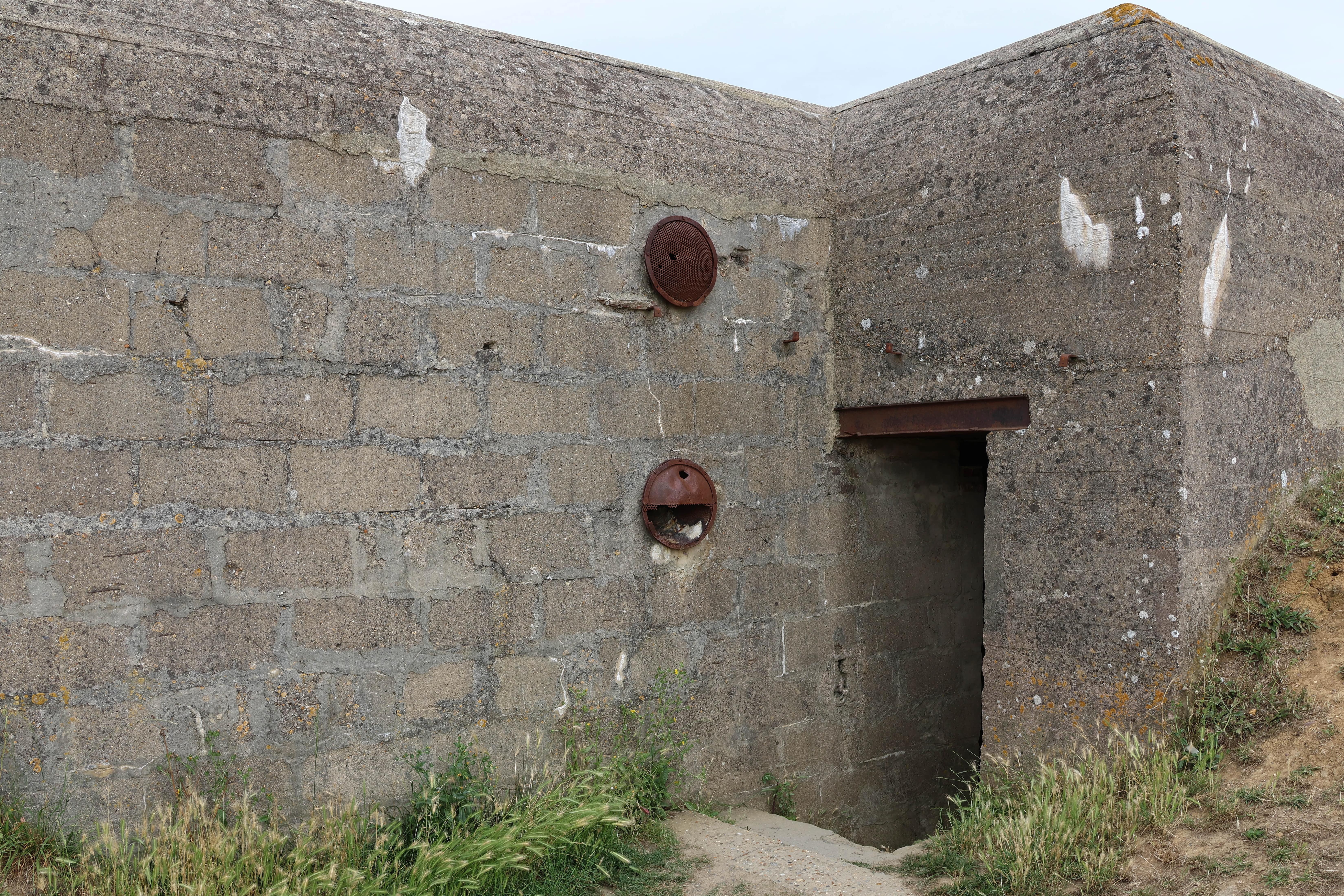 Regelbau M272, arrière, Batterie de Longue-sur-Mer