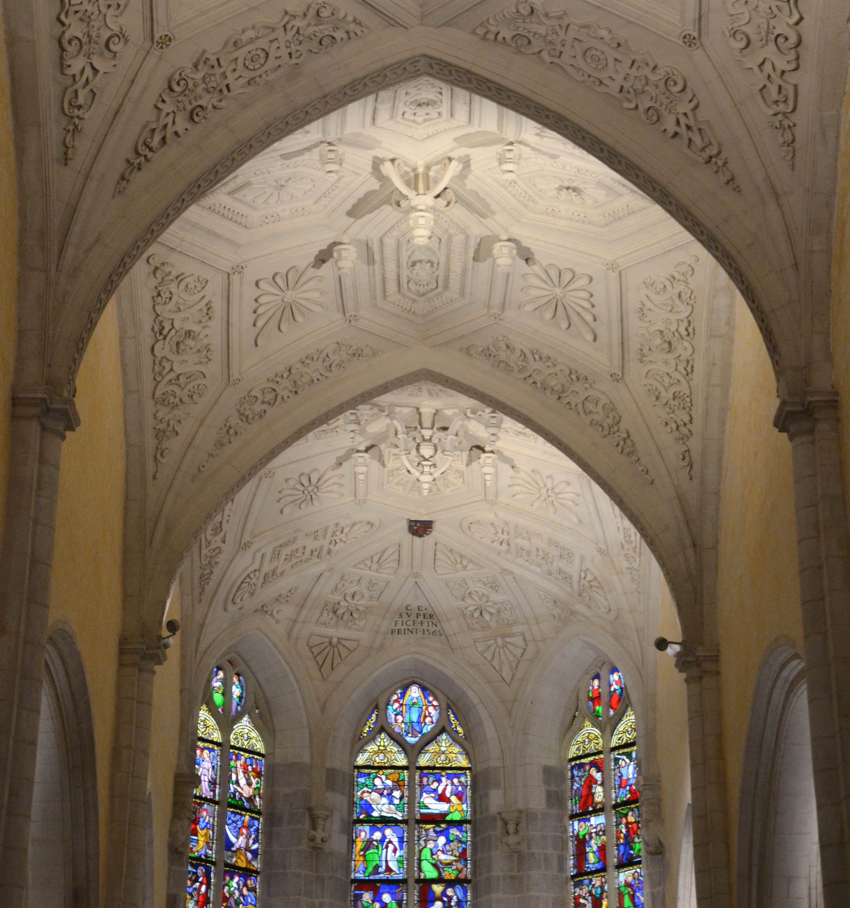 Église Saint-Vénérand, Laval