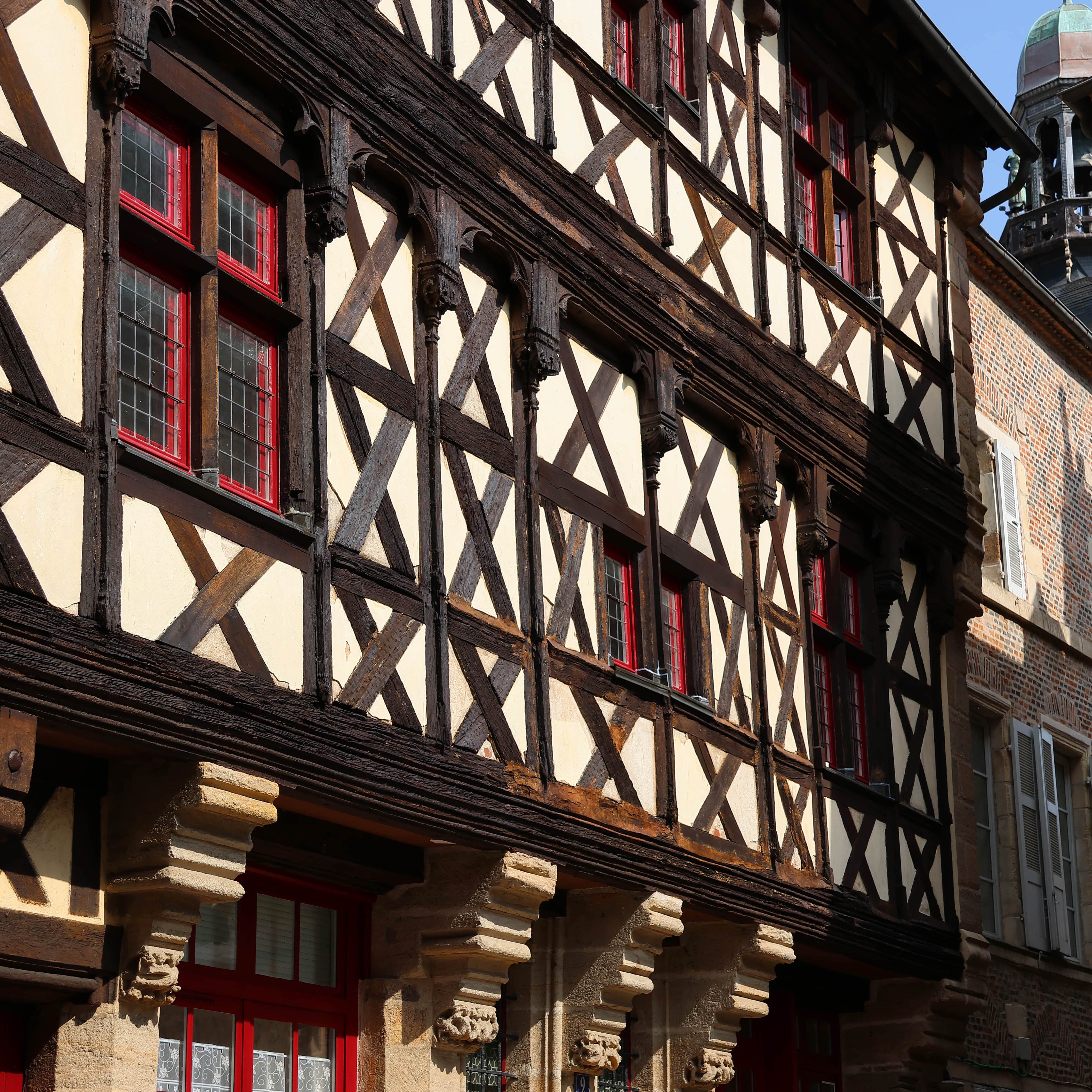 Maison de Thierry de Clèves (1460), Moulins