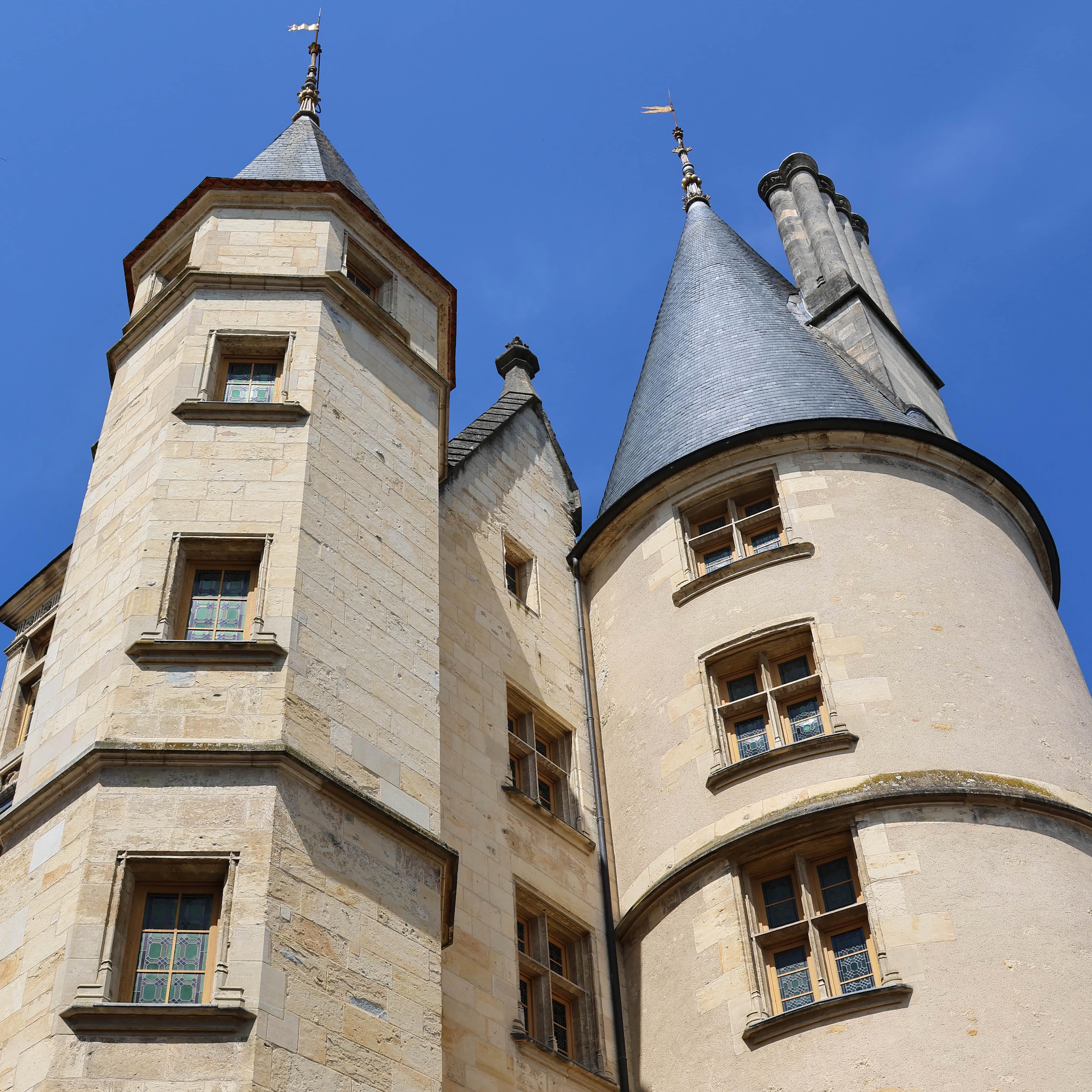 Tours, Palais Ducal, Nevers