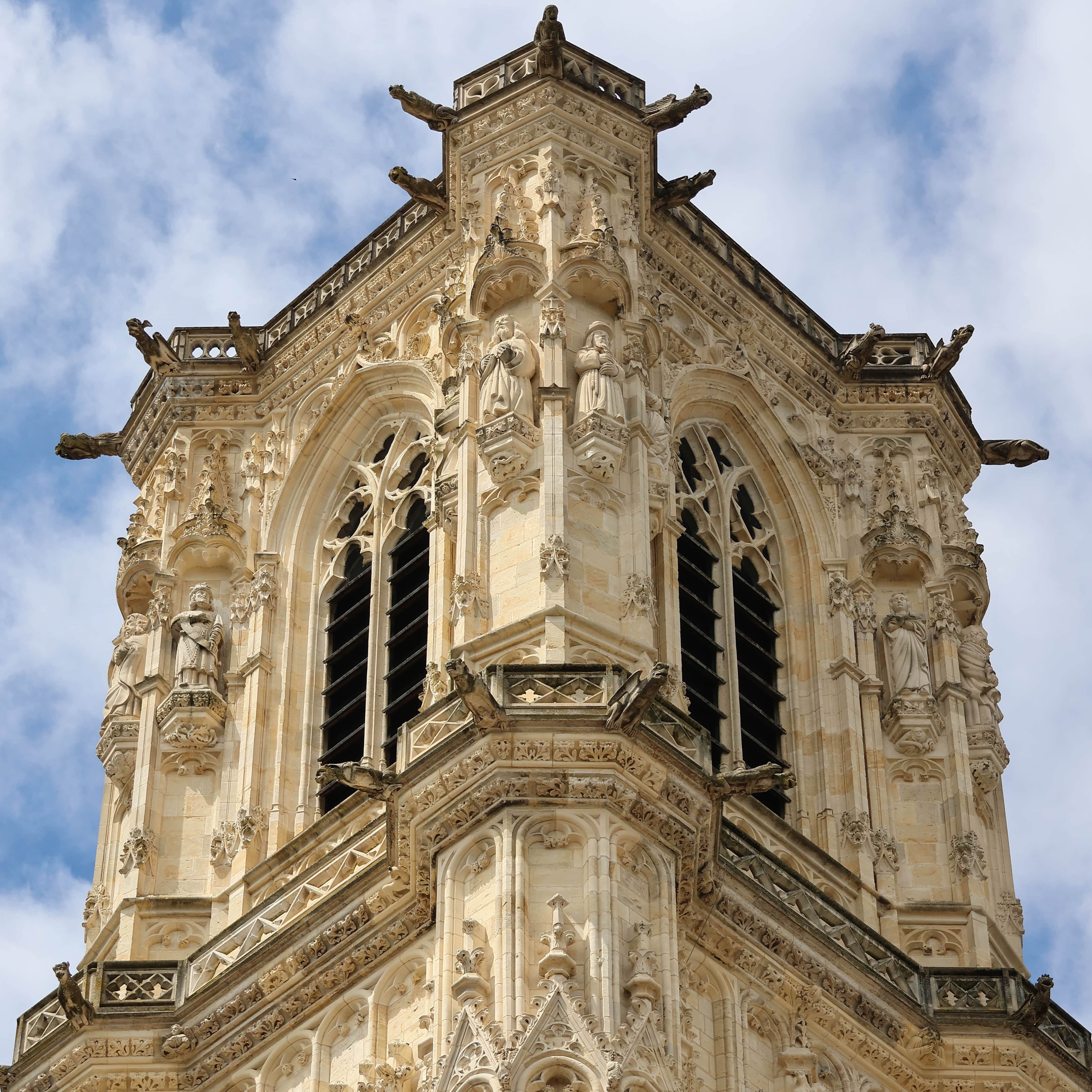 Tour Bohier, Cathédrale Saint Cyr et Sainte Julitte, Nevers