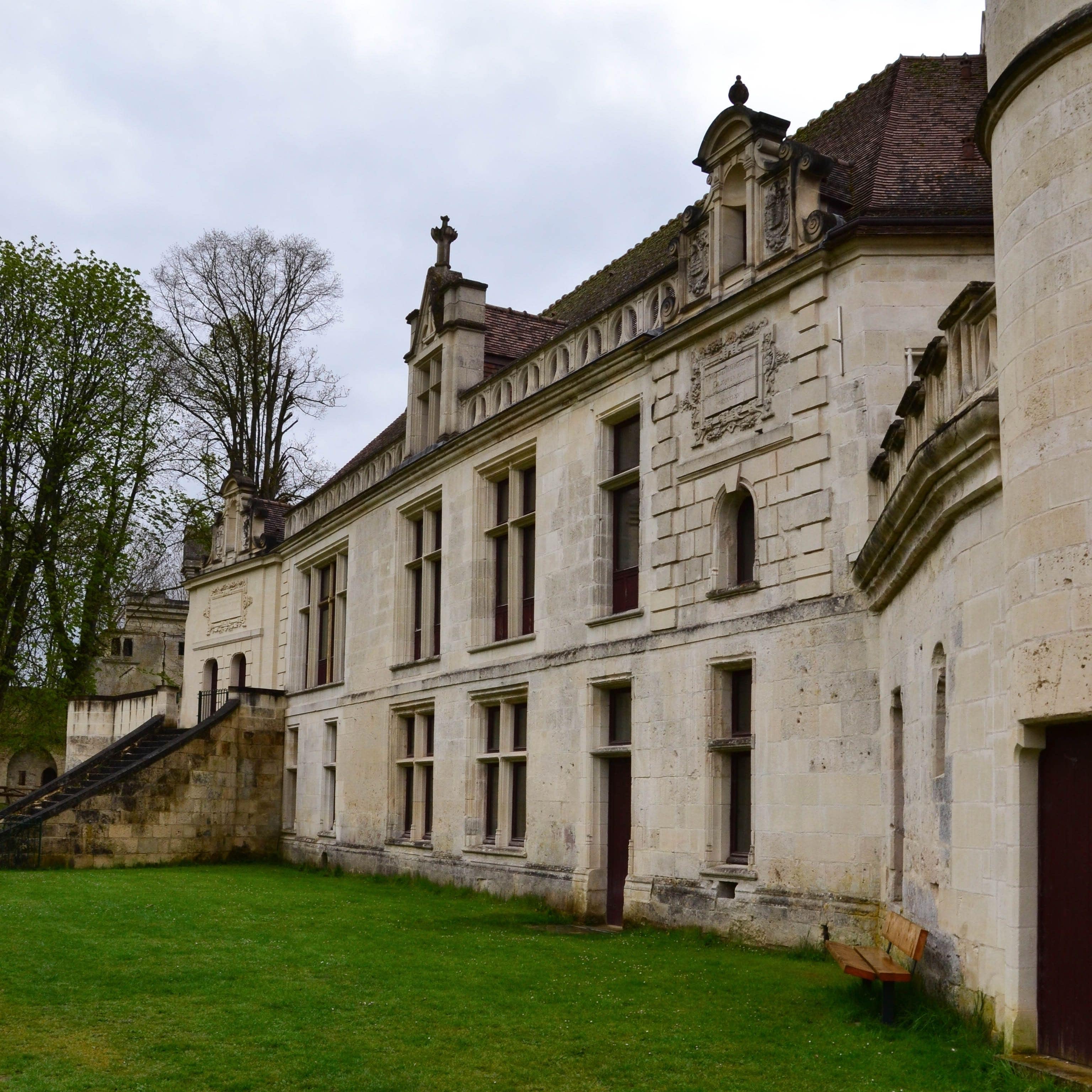 Logis renaissance, château de Septmonts