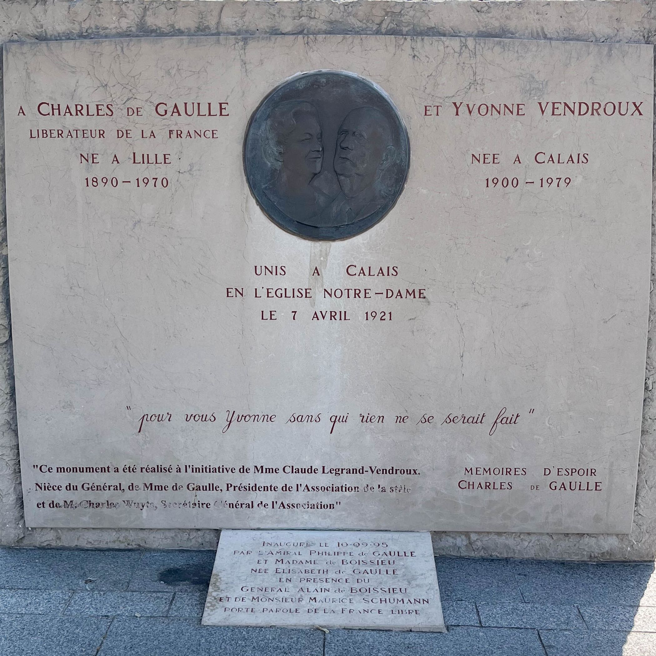 Stèle Charles et Yvonne de Gaulle, Calais