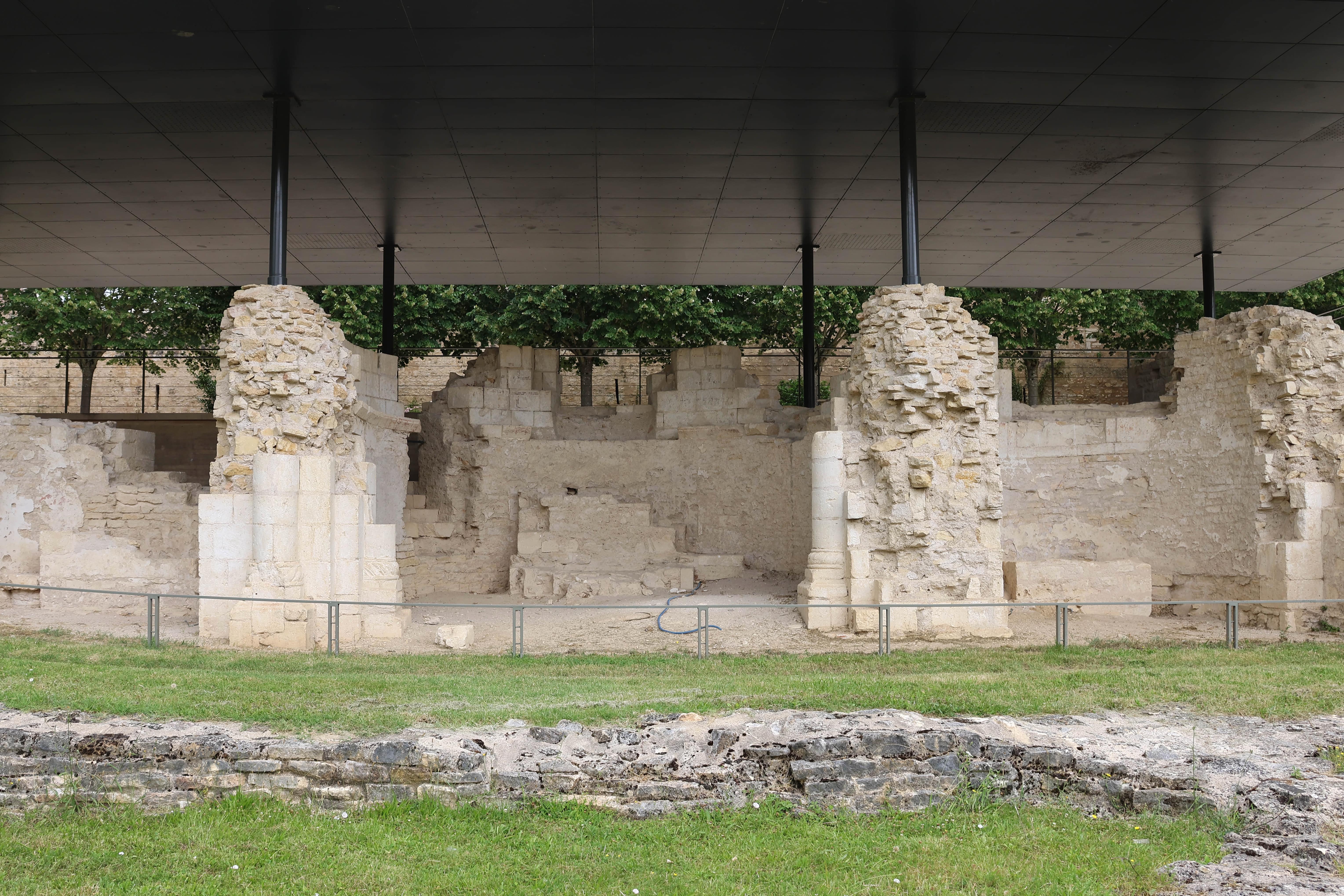 Vestiges de l’église Saint-Laurent, Prieuré de La Charité-sur-Loire