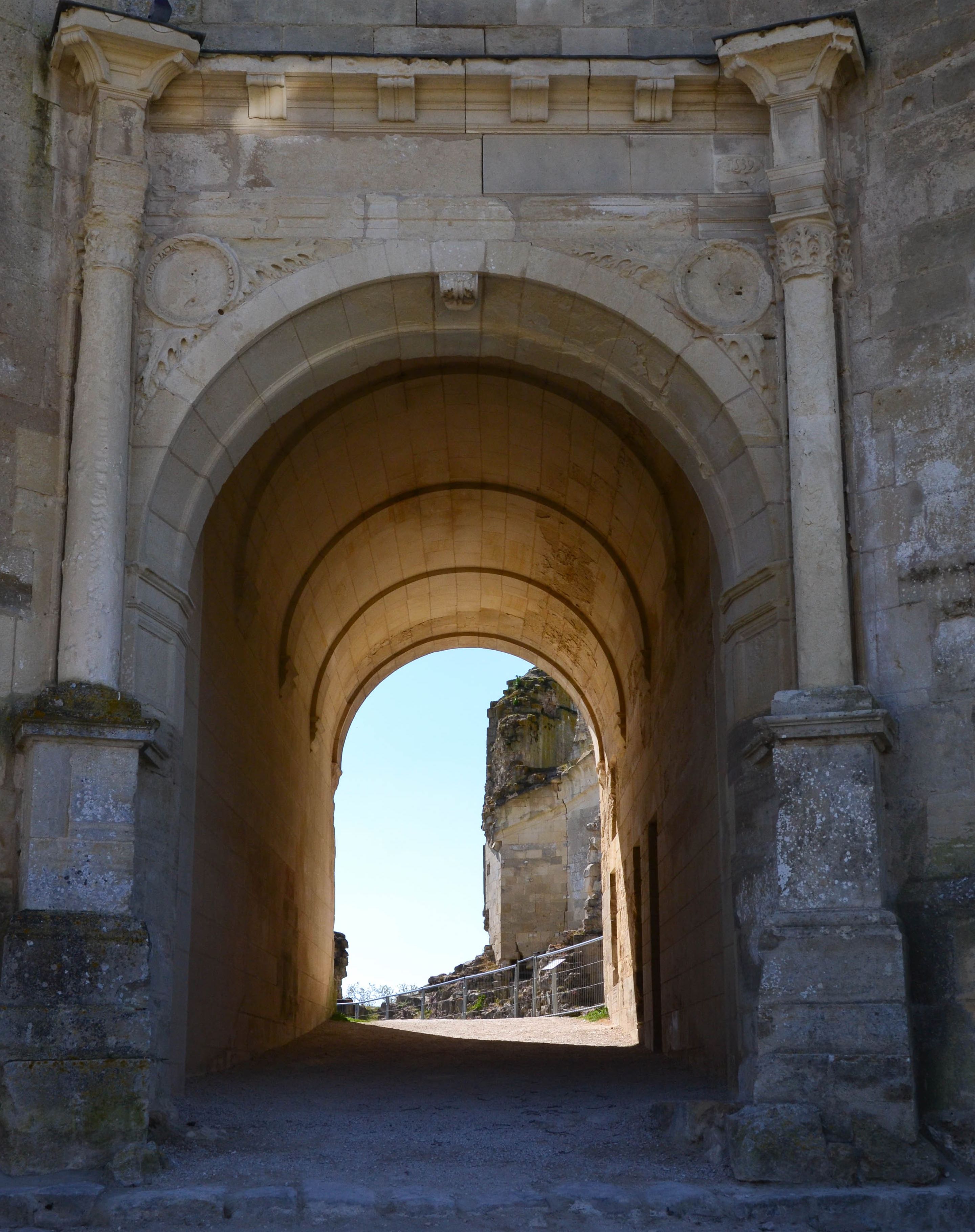 Portail d’entrée, château de Fère-en-Tardenois