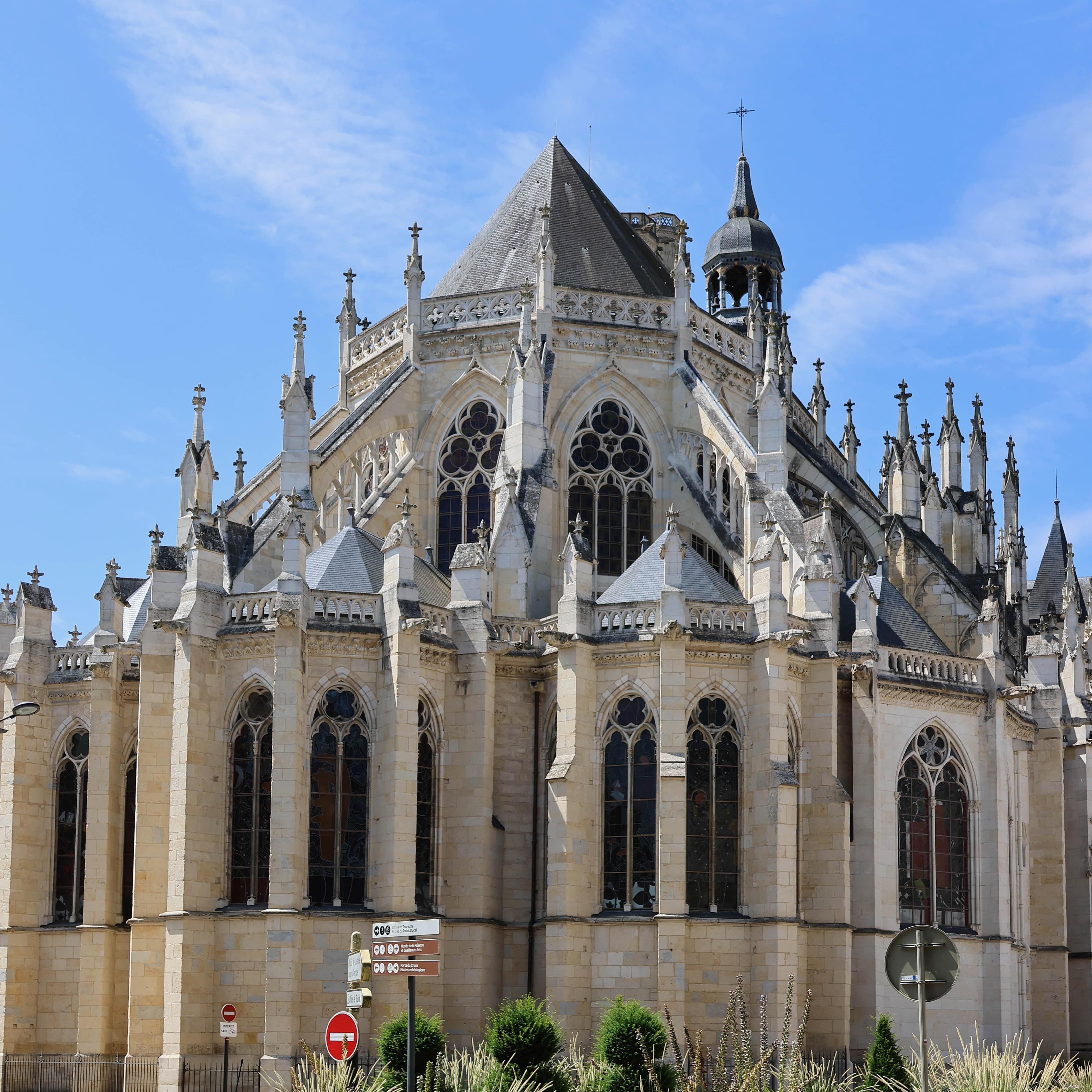 Cathédrale Saint Cyr et Sainte Julitte, Nevers