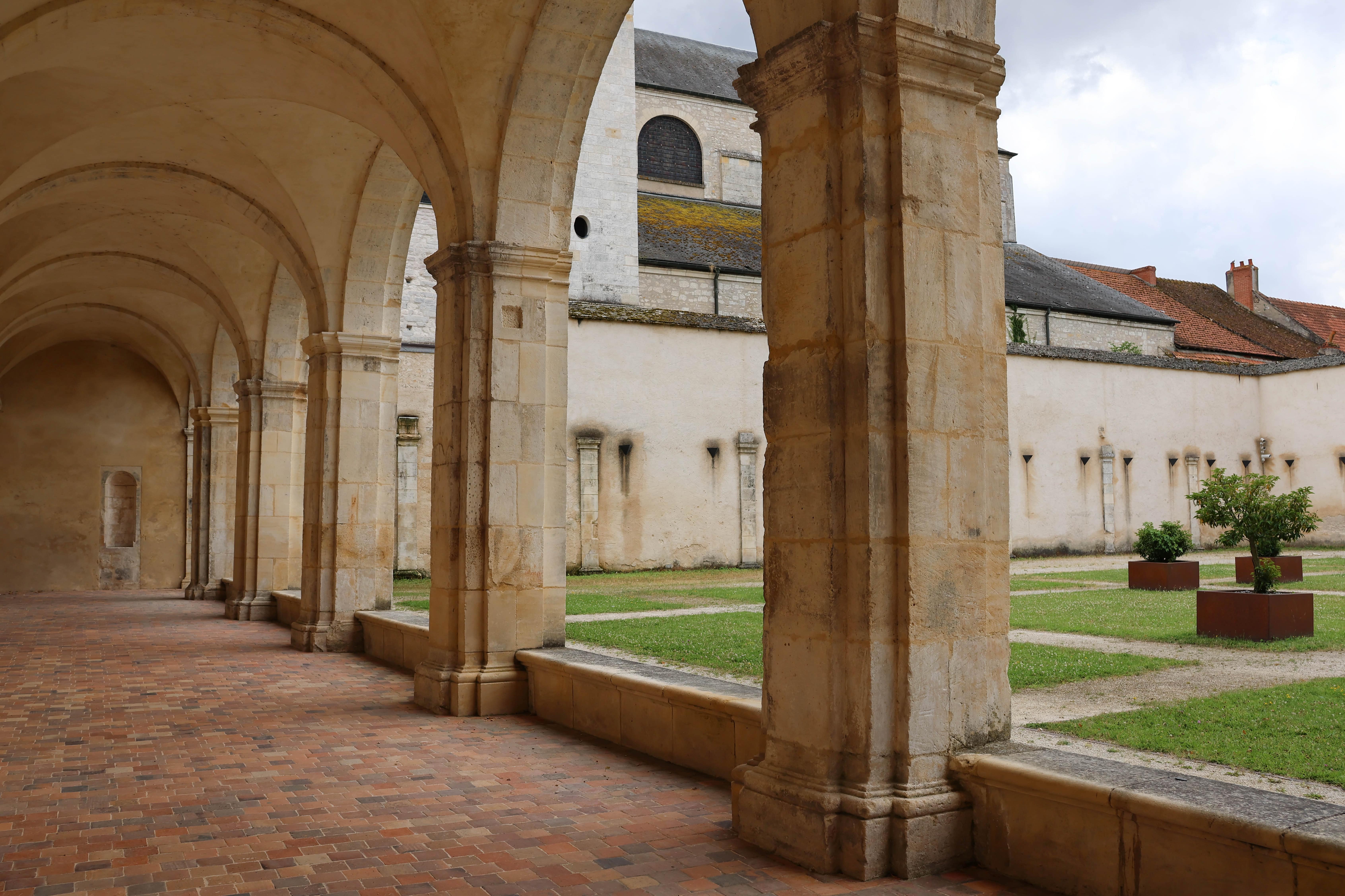 Cloître, La Charité-sur-Loire