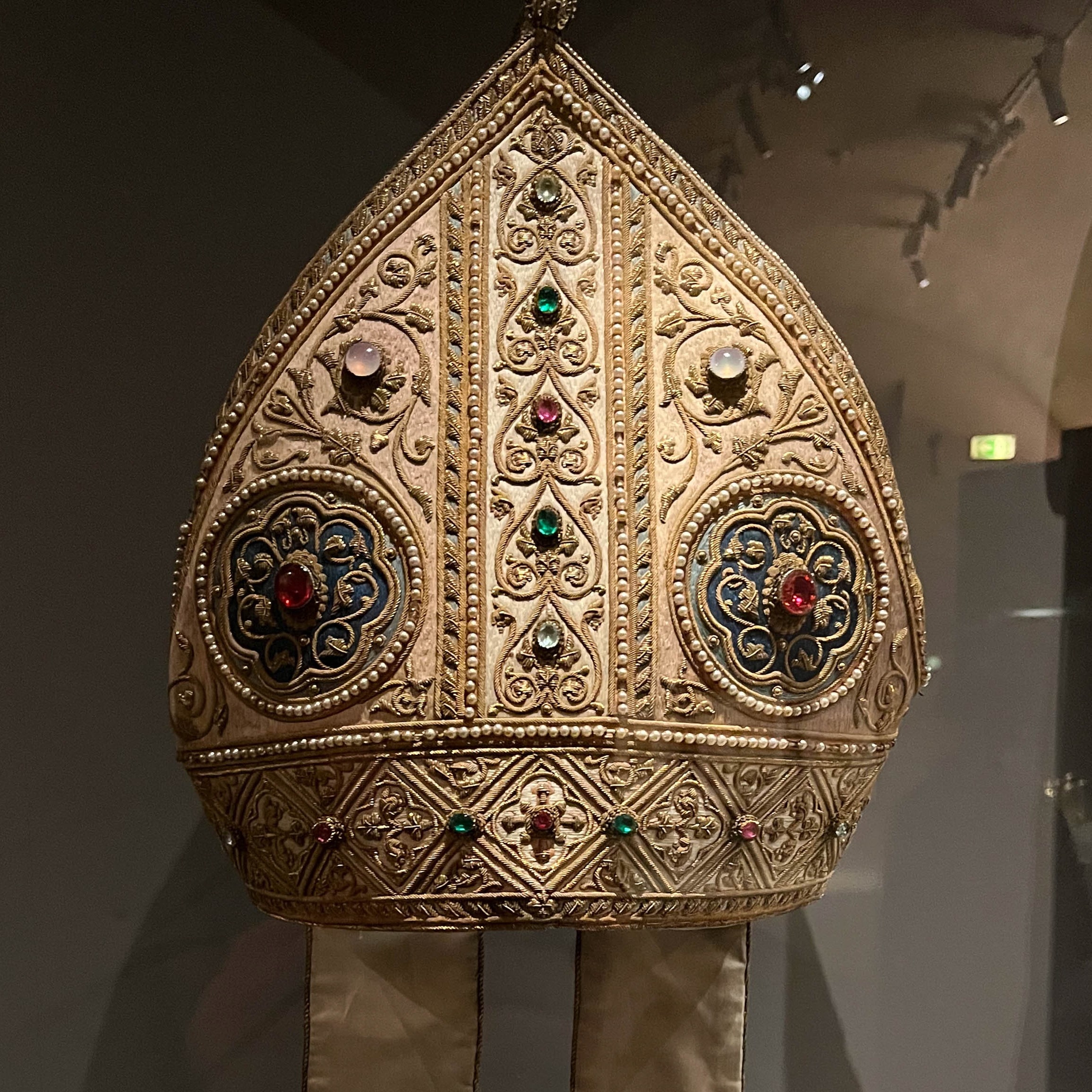 Mitre de Mgr Sibour (1850), André Hubert Ménage